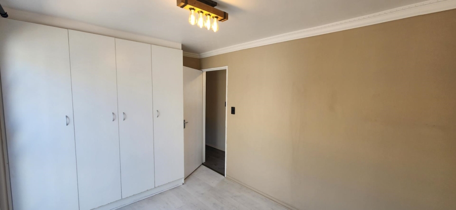 To Let 2 Bedroom Property for Rent in Table View Western Cape